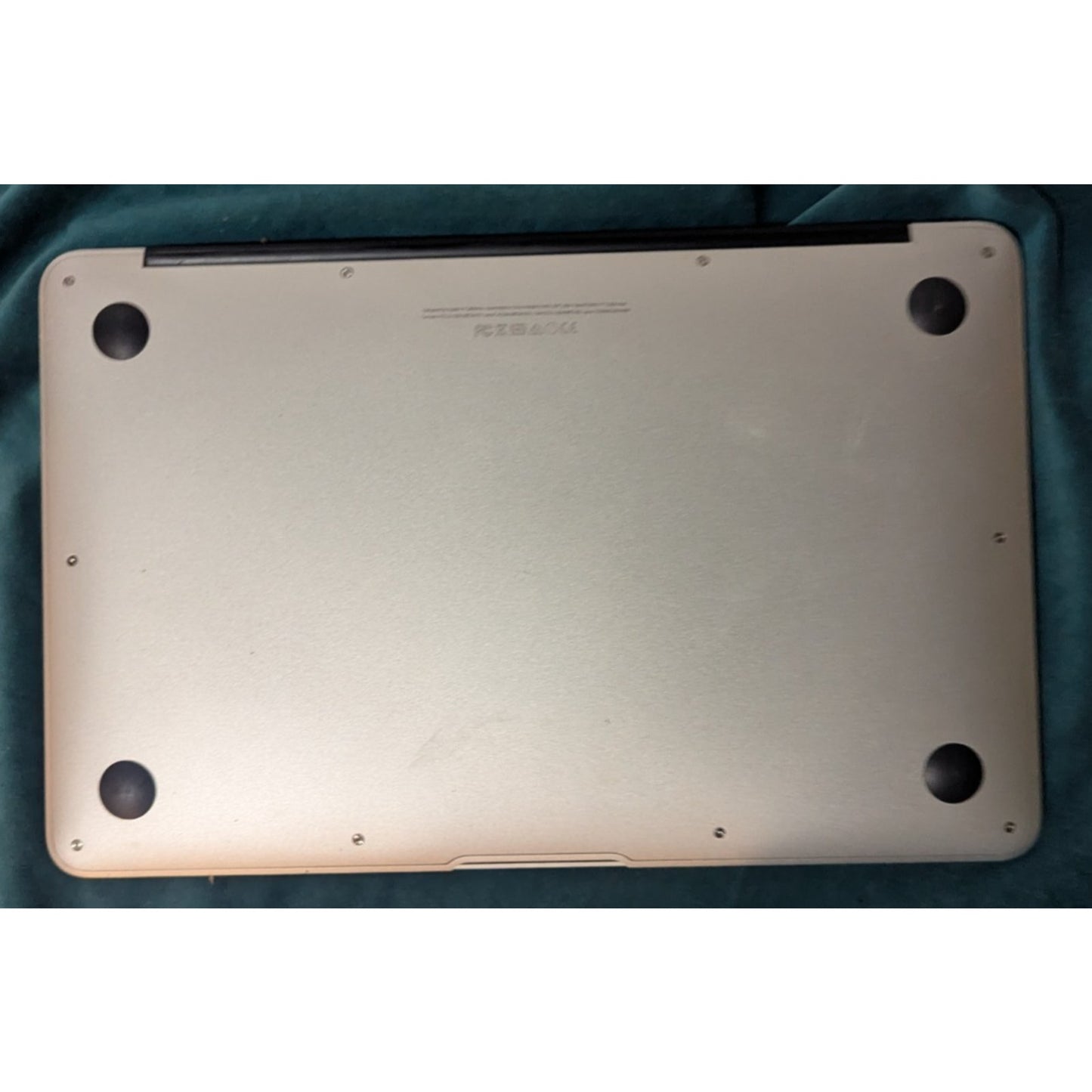 2015 Apple MacBook Air 11" A1465 Intel Core i5 4gb RAM 120GB SSD