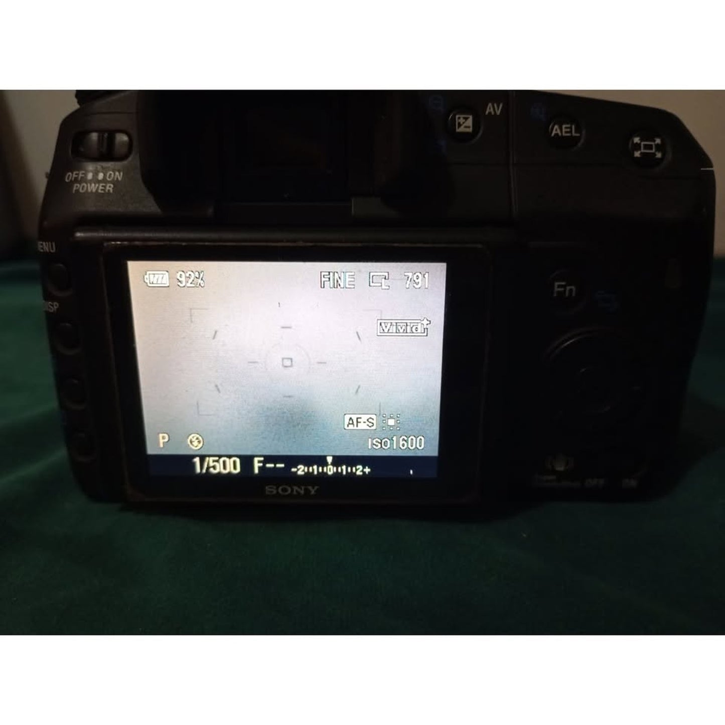 Sony Alpha a350 14.2MP DSLR Camera with 18-70mm AF Lens