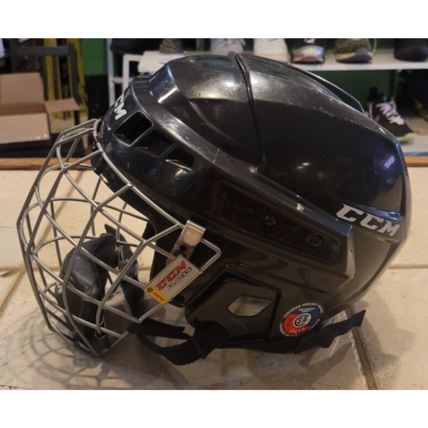 Assorted Hockey Helmets w/ Cages (Local Pickup)