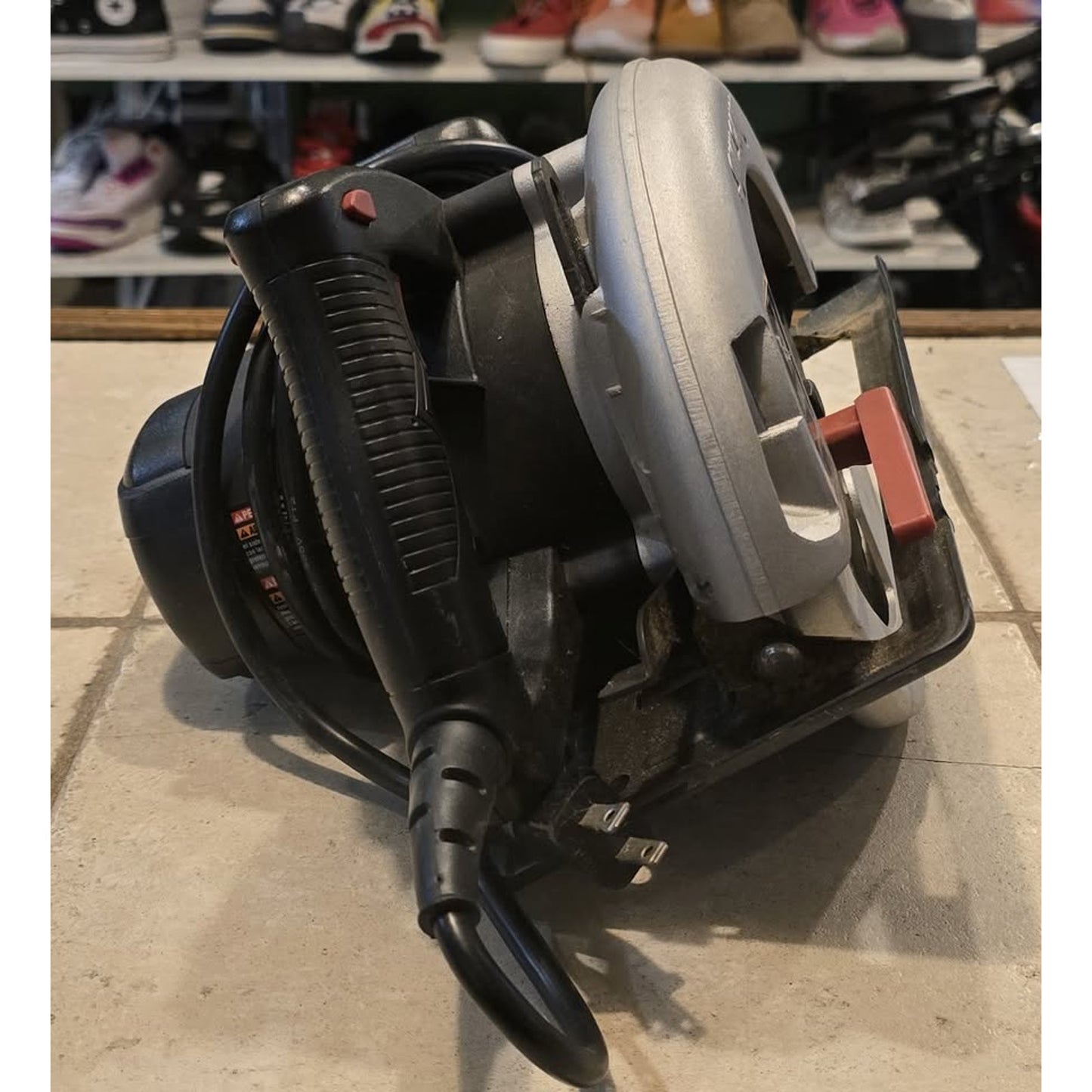 SKIL 12-Amp Corded Circular Saw / 5380 /