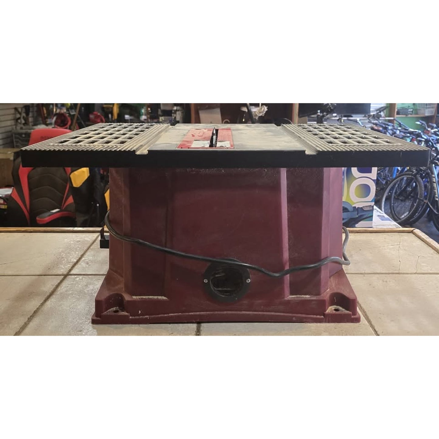 Chicago 10" 15A Table Saw / 63116 /