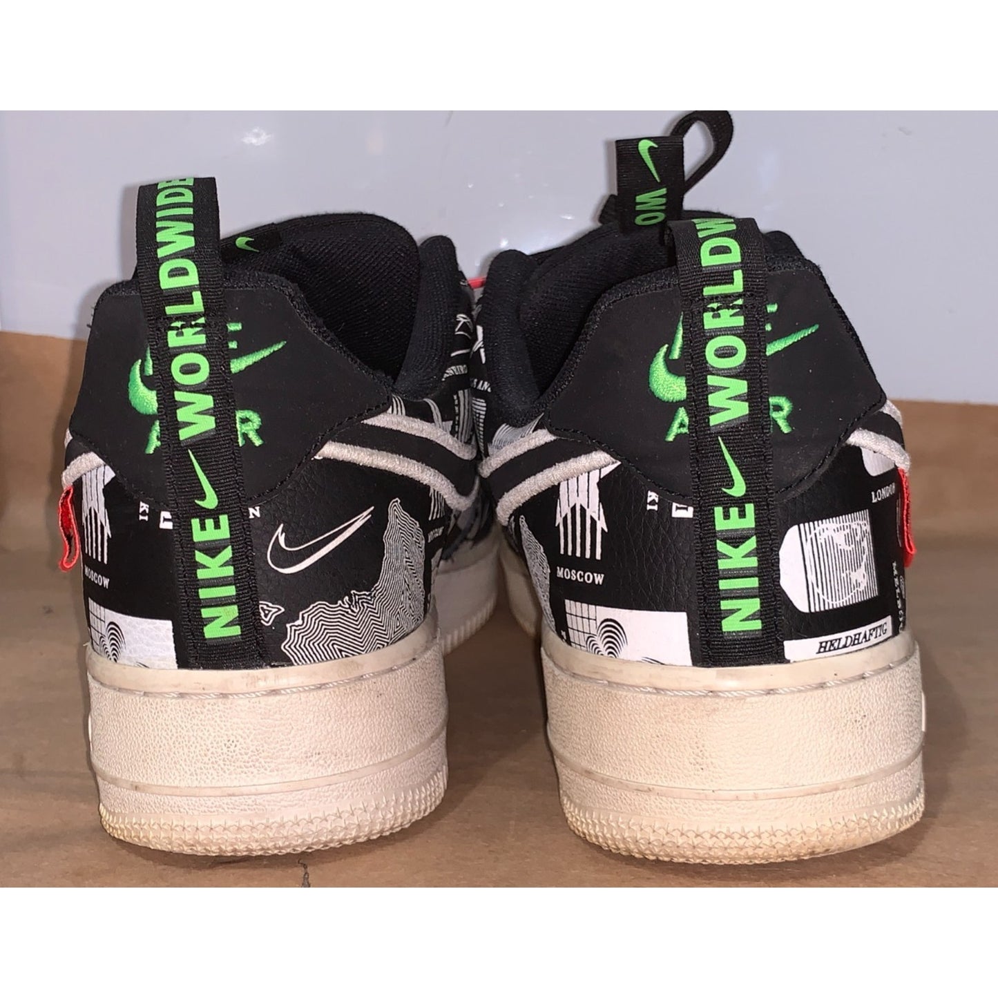 Nike Air Force 1 Worldwide Pack Shoes Mens Size 9 All Over Print